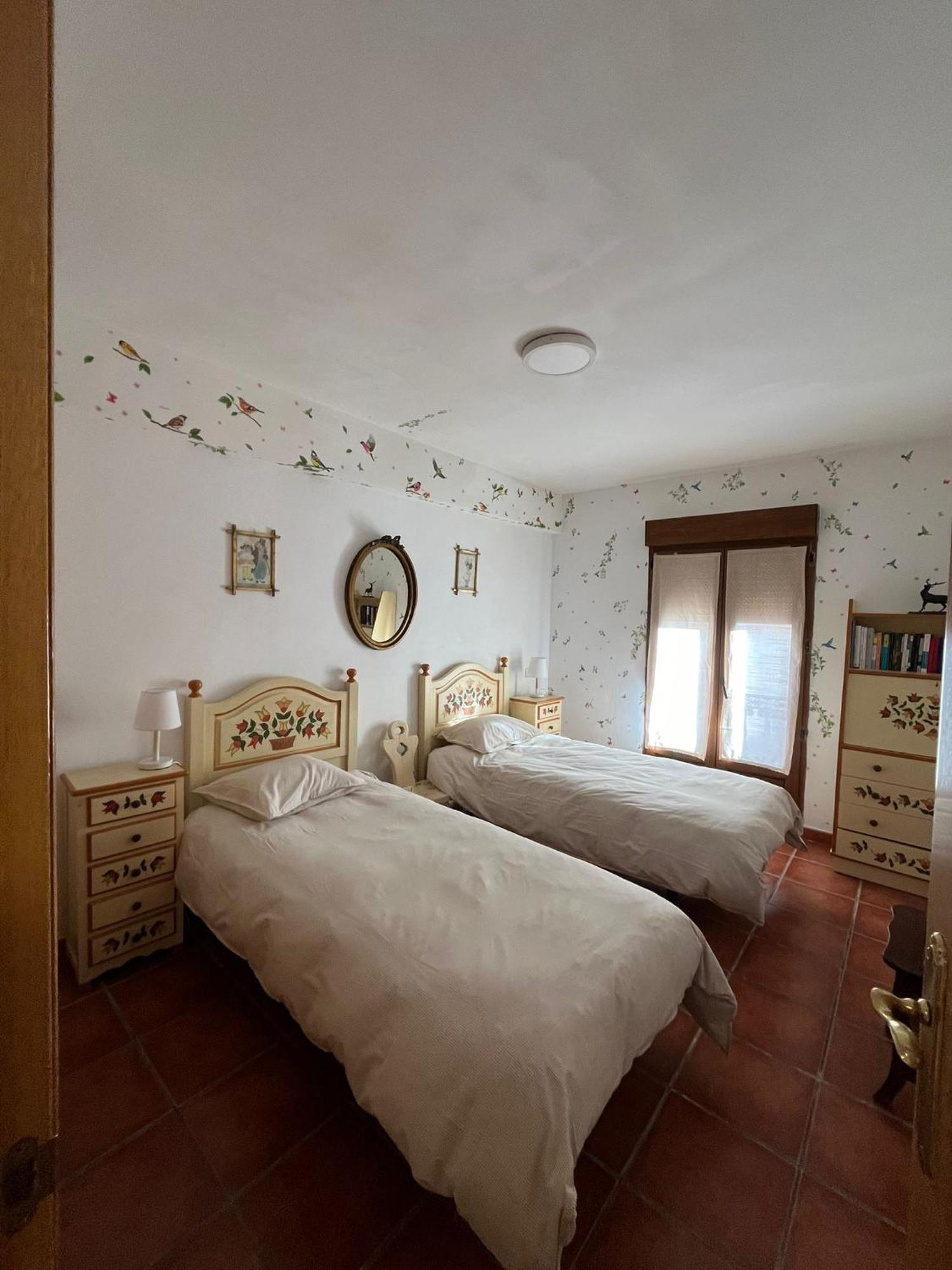 La Casa De Paloma En La Plaza Encanto Historico 里亚萨 外观 照片
