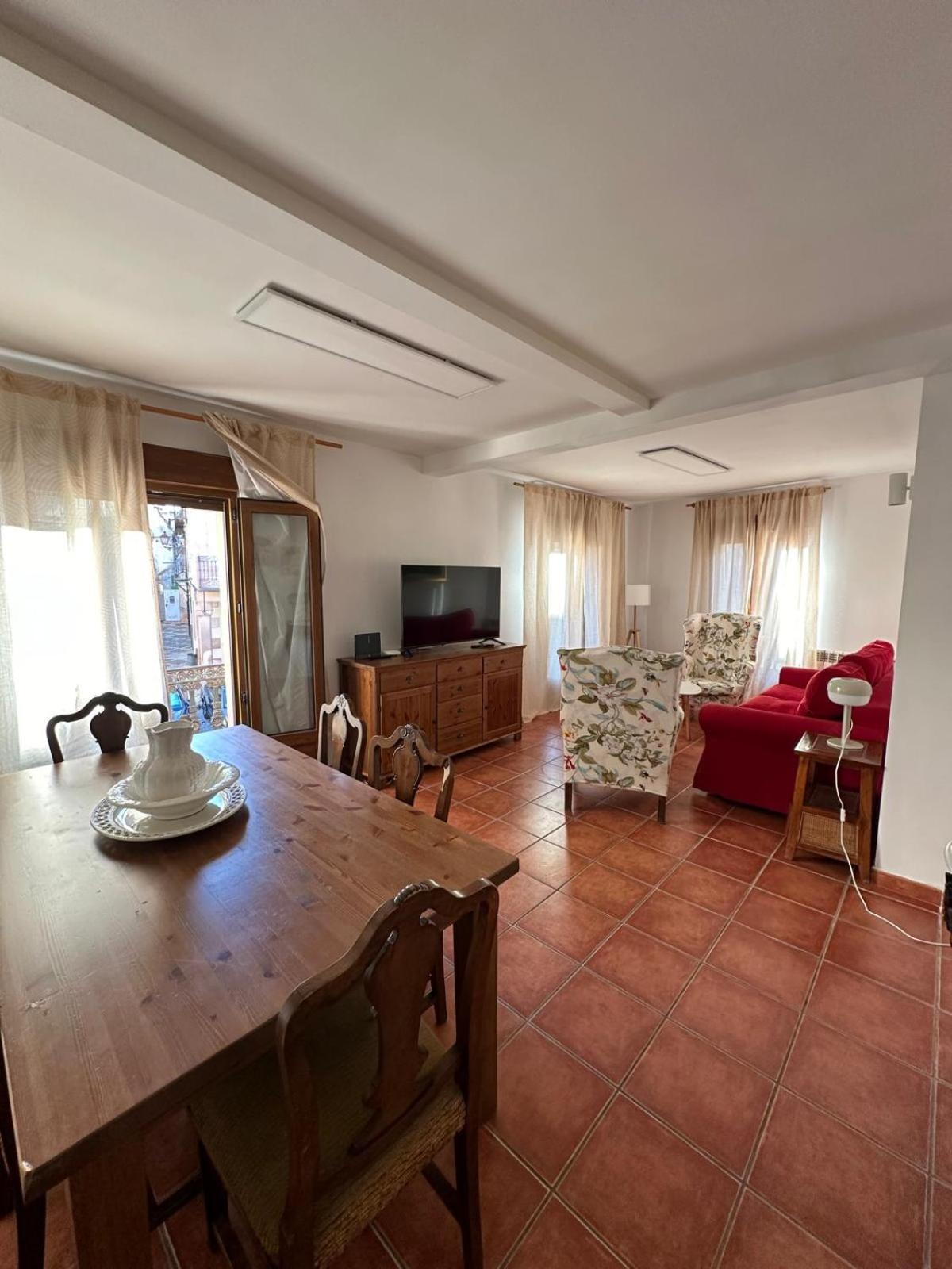 La Casa De Paloma En La Plaza Encanto Historico 里亚萨 外观 照片